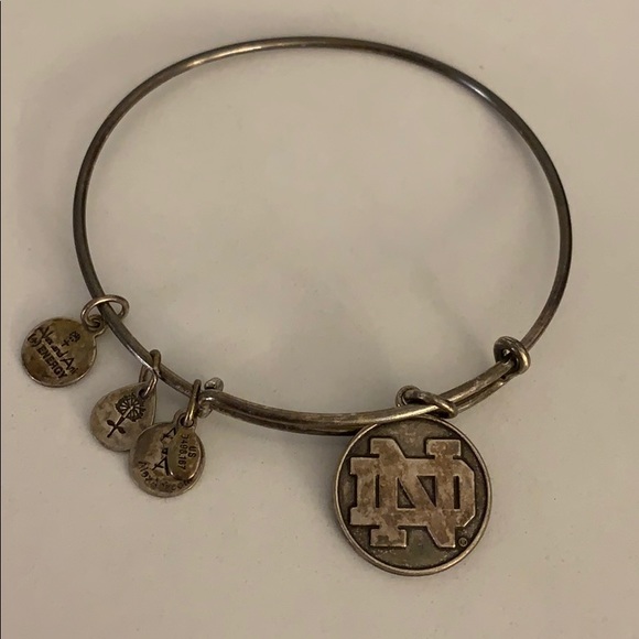 Bundle of 6 Silver Alex and Ani Bracelets - Picture 2 of 6
